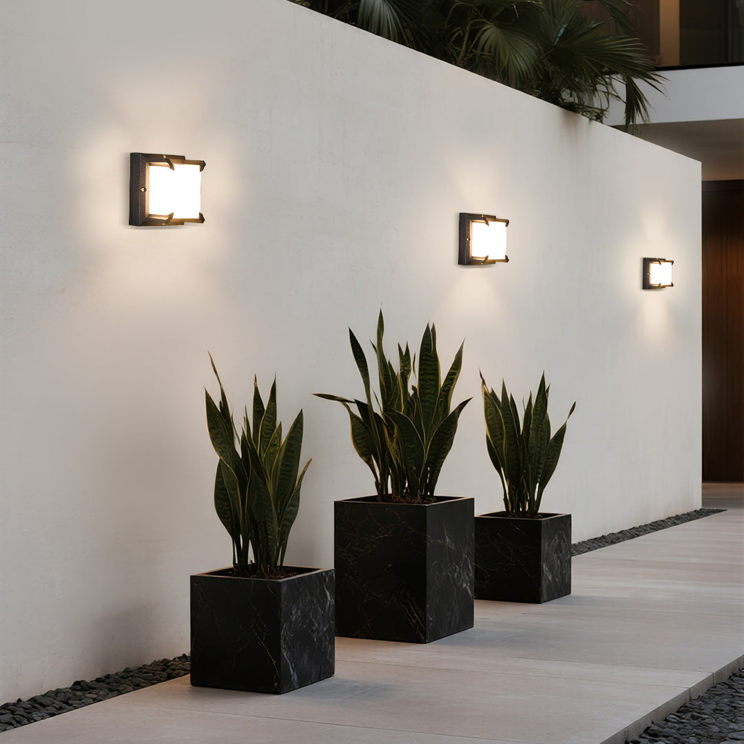 Square Black Waterproof LED Outdoor Wall Light for Garden