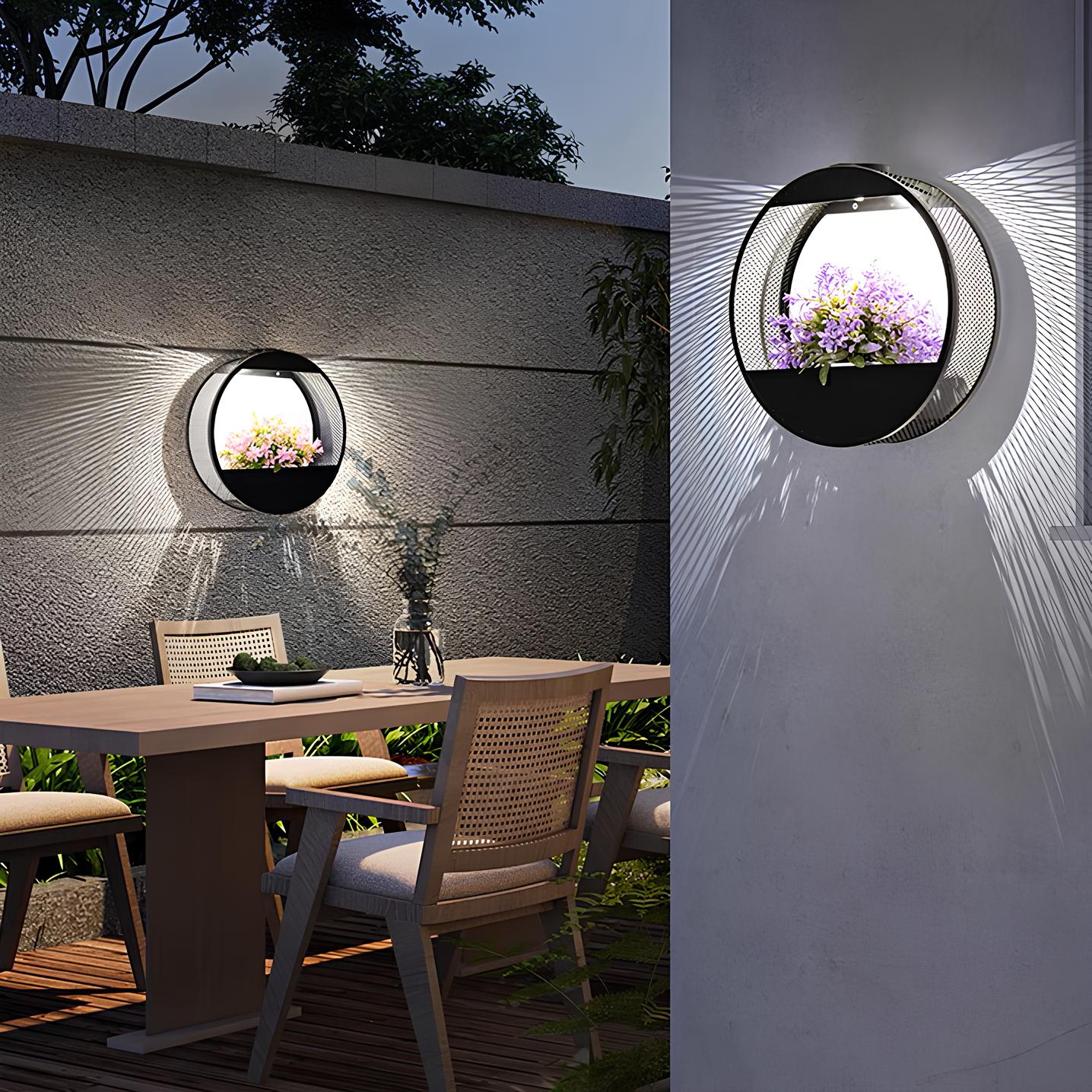 Zonne-energie Buiten Wandlantaarn Met Geïntegreerde Bloempot En Lichtsensor