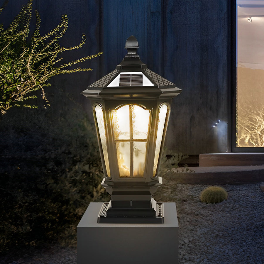 Solar Outdoor Post Light with Classic Lantern Design