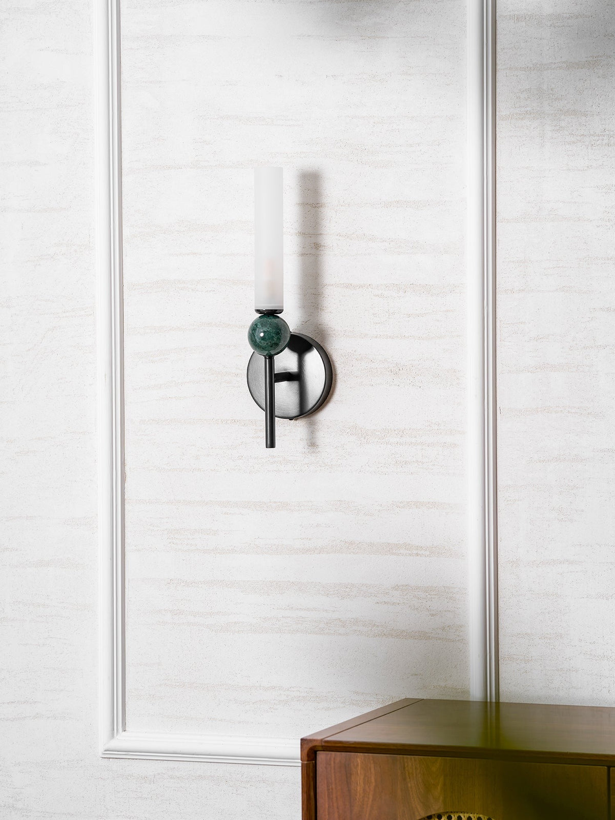 Applique murale moderne en marbre avec cadre en laiton massif