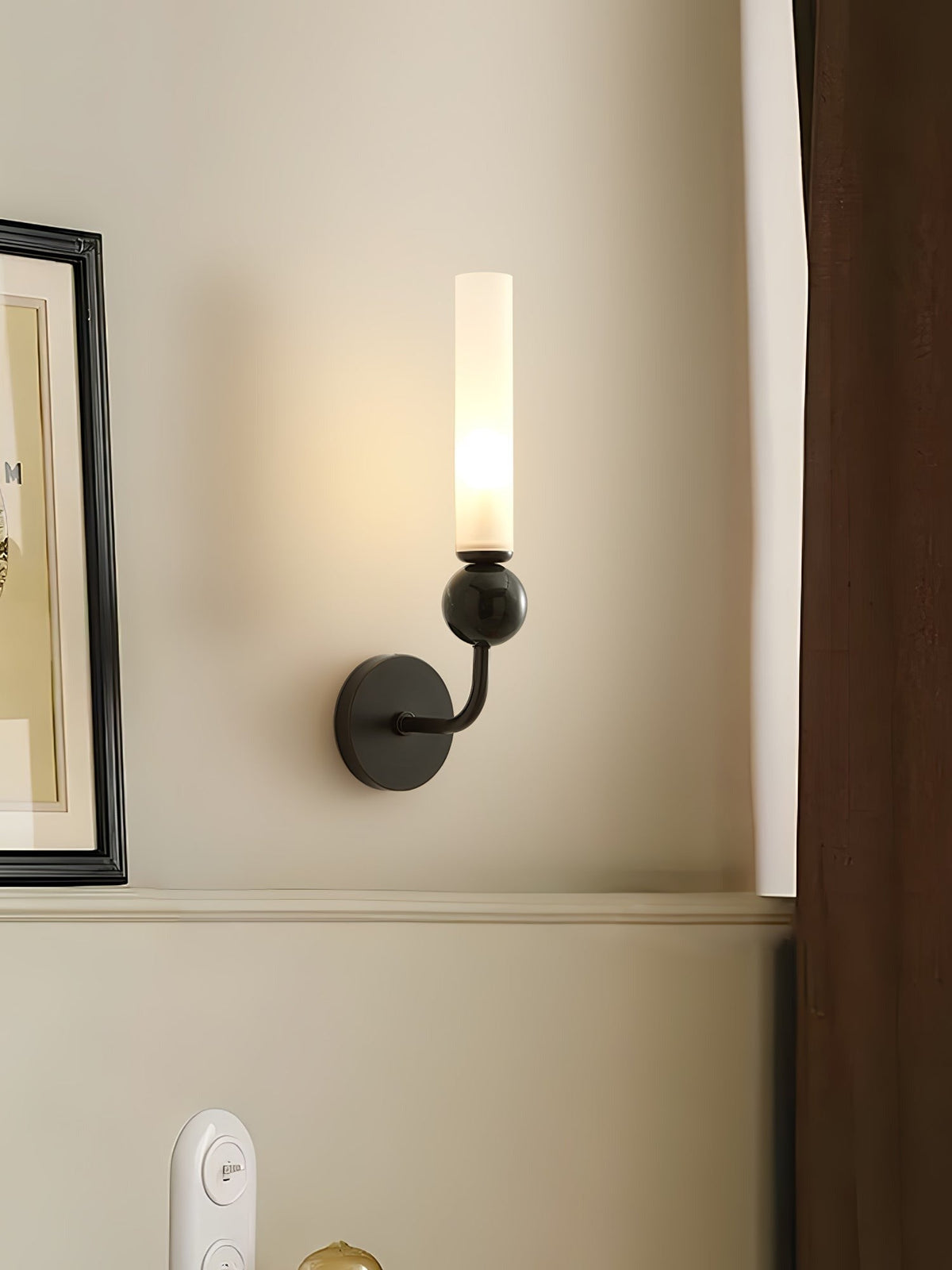 Applique murale moderne en marbre avec cadre en laiton massif