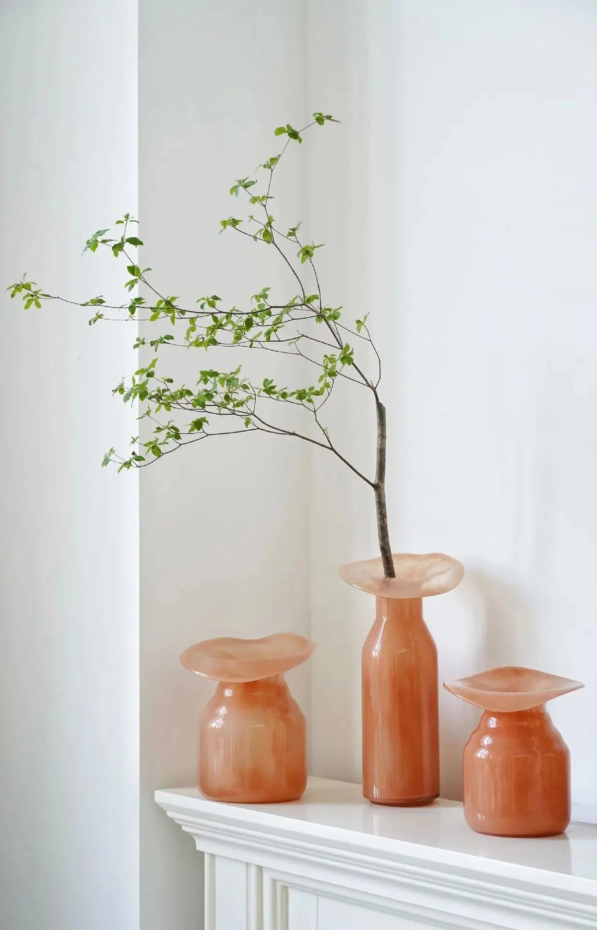 Vase décoratif de Noël en verre avec silhouette façonnée à la main