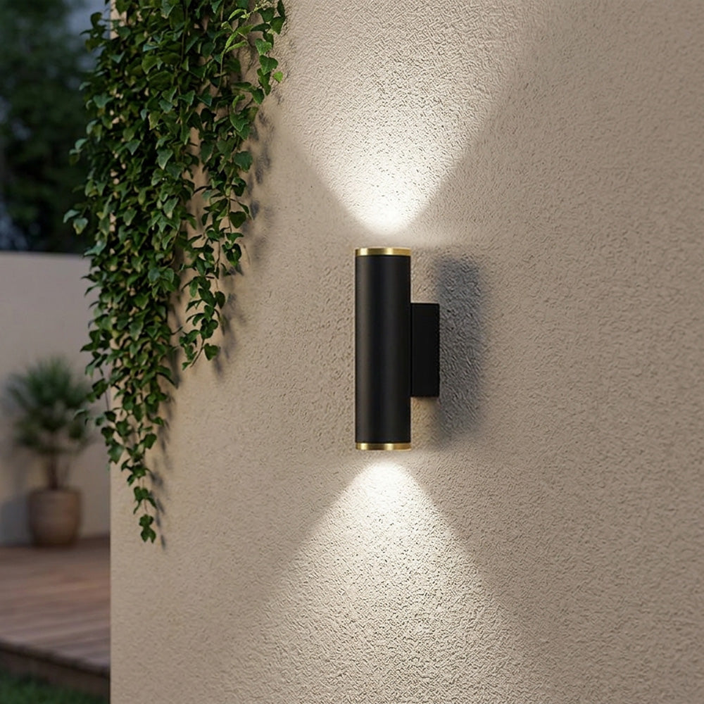 Moderne LED-buitenwandlamp voor terras met lichtbundel omhoog en omlaag