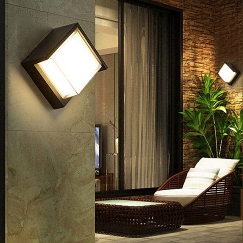 Solar Motion Sensor Wall Lamp Outdoor Lighting