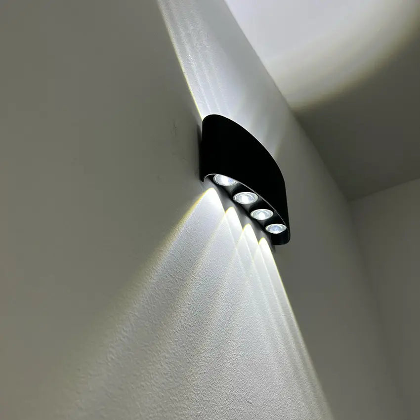 Geometric IP65 Outdoor Wall Light for Garden Illumination
